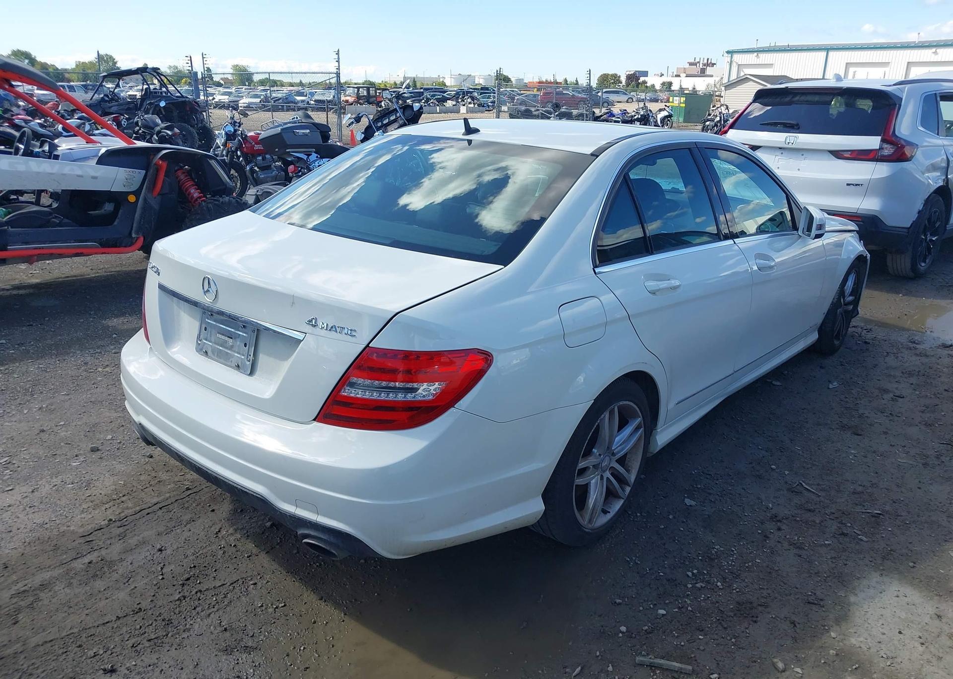 2012 MERCEDES-BENZ C 250 4MATIC
