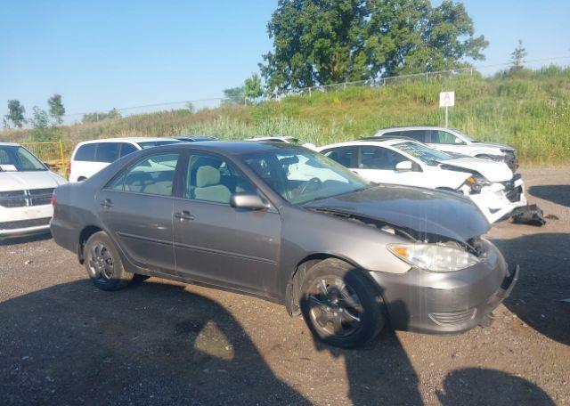 2005 TOYOTA CAMRY LE
