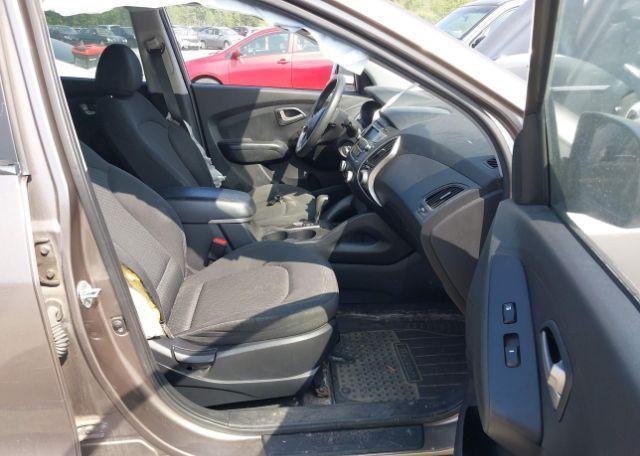 2010 HYUNDAI TUCSON GL