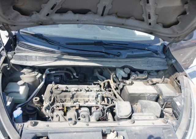 2010 HYUNDAI TUCSON GL
