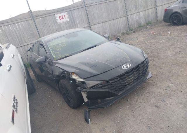 2023 HYUNDAI ELANTRA PREFERRED IVT WITH TECH PACKAGE