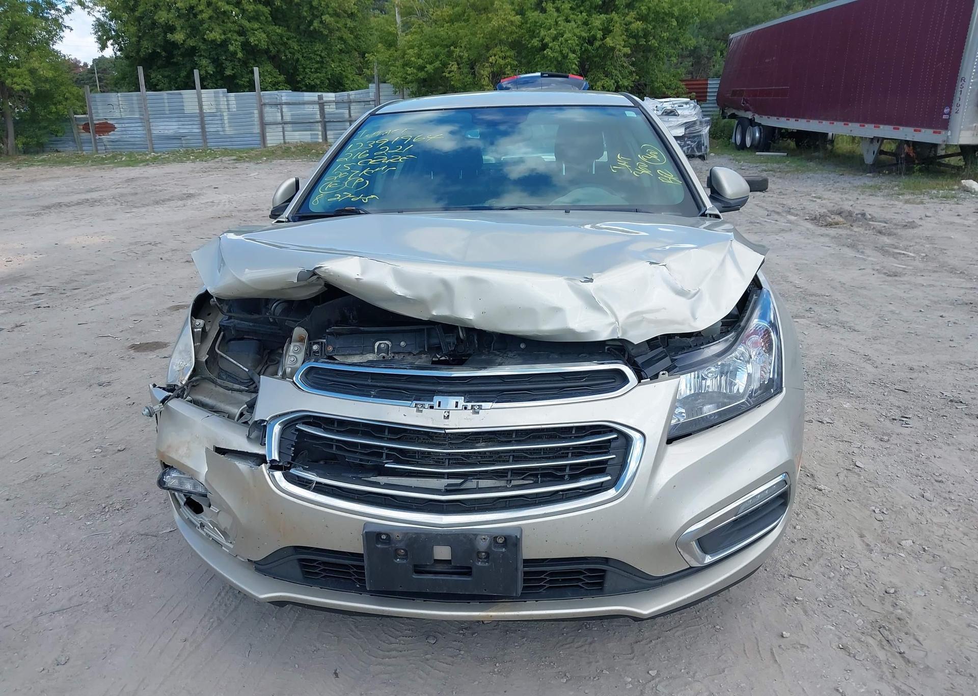 2015 CHEVROLET CRUZE
