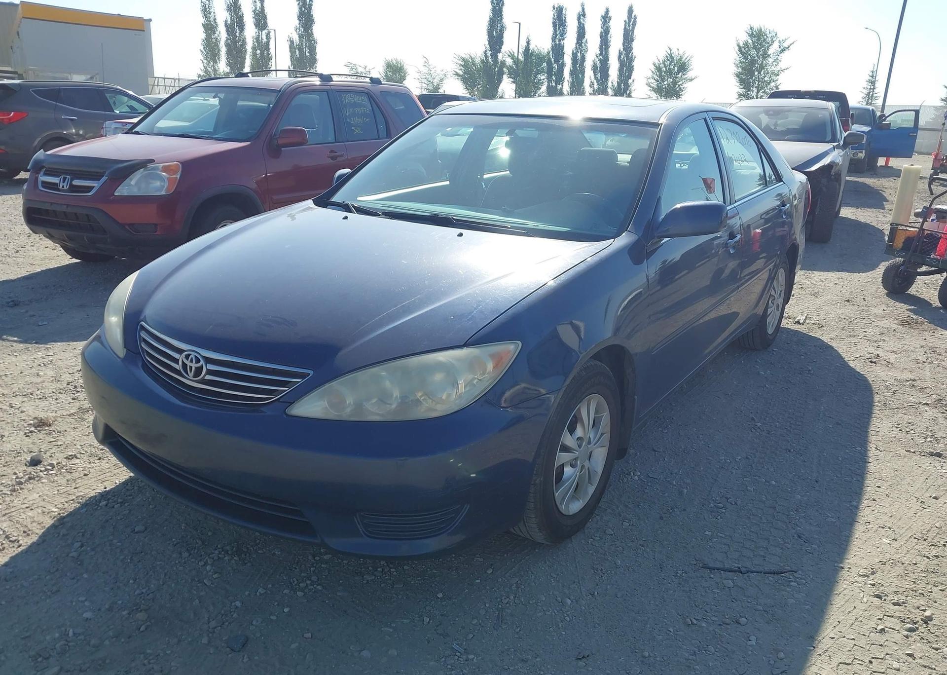 2005 TOYOTA CAMRY LE