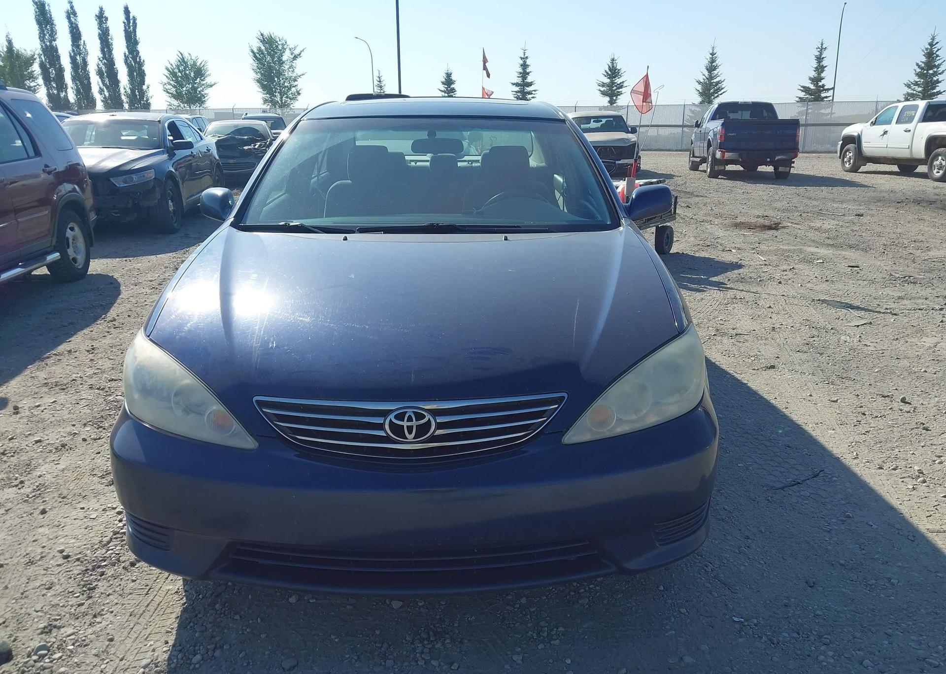 2005 TOYOTA CAMRY LE
