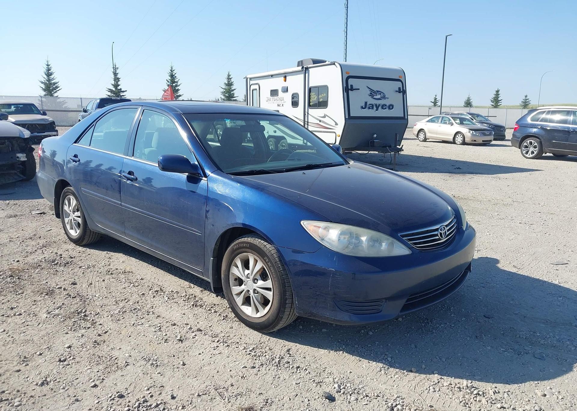 2005 TOYOTA CAMRY LE
