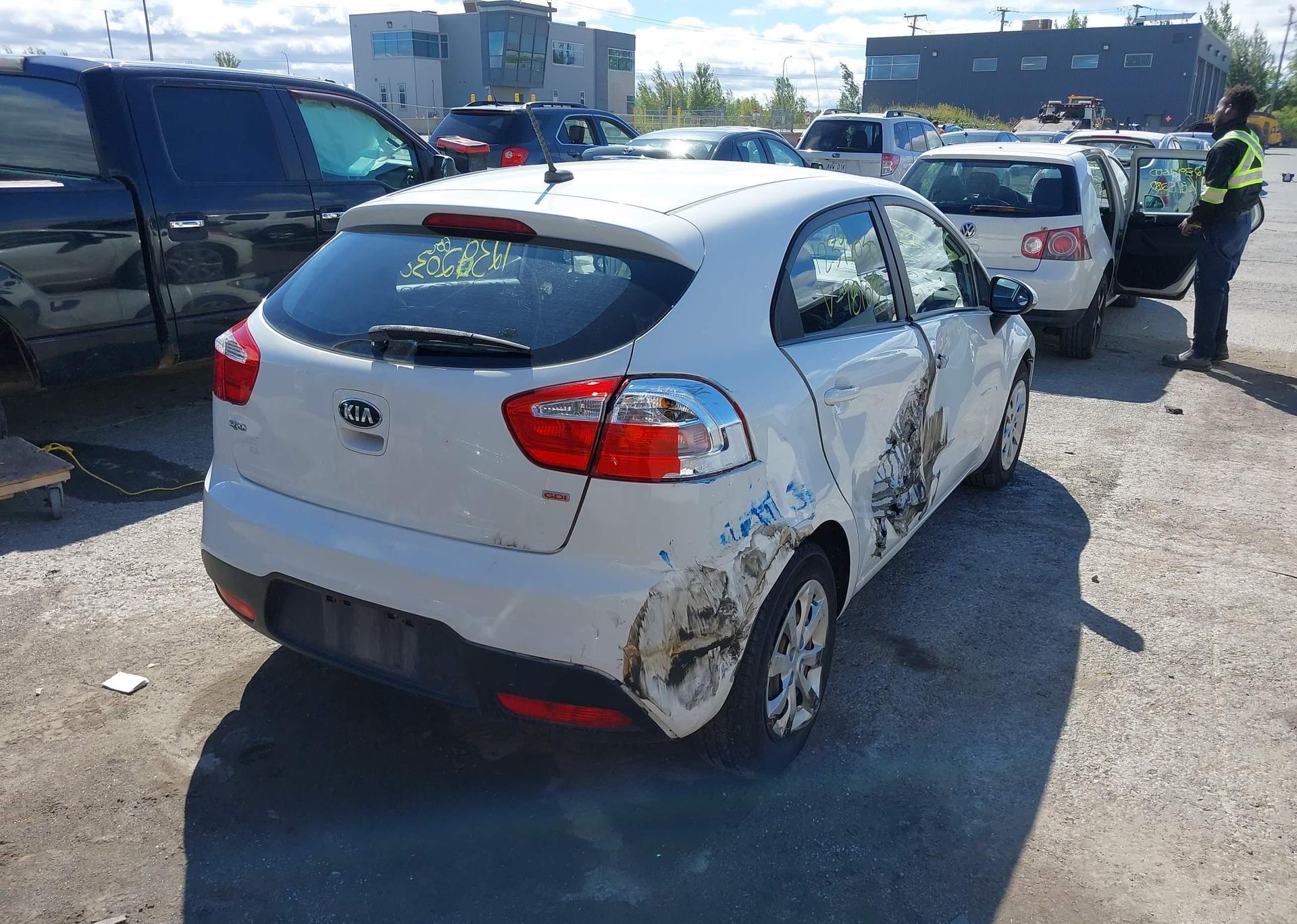 2015 KIA RIO EX