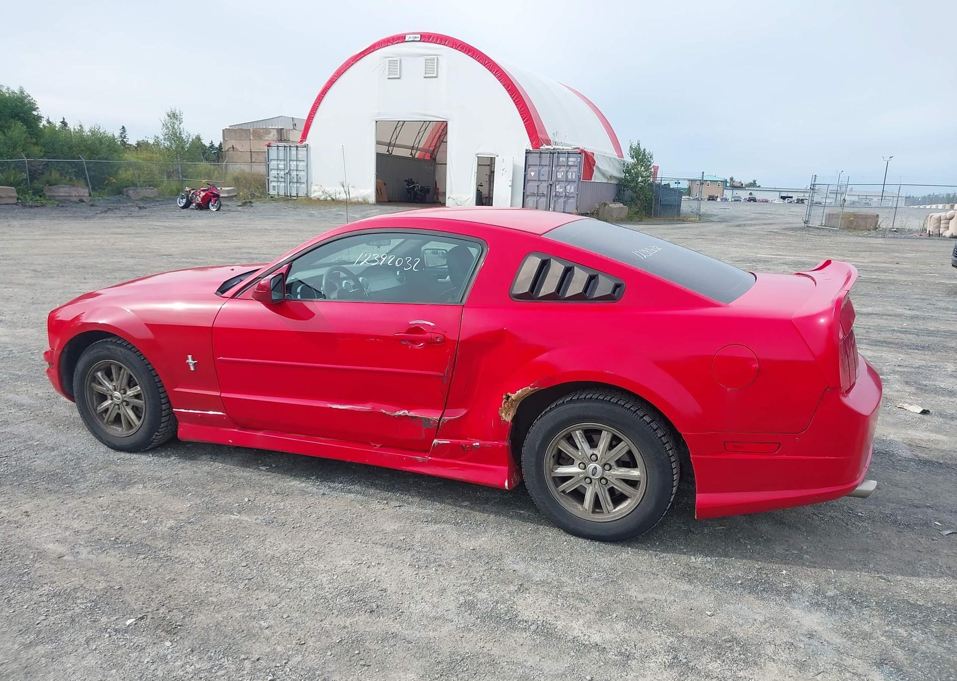 2006 FORD MUSTANG V6