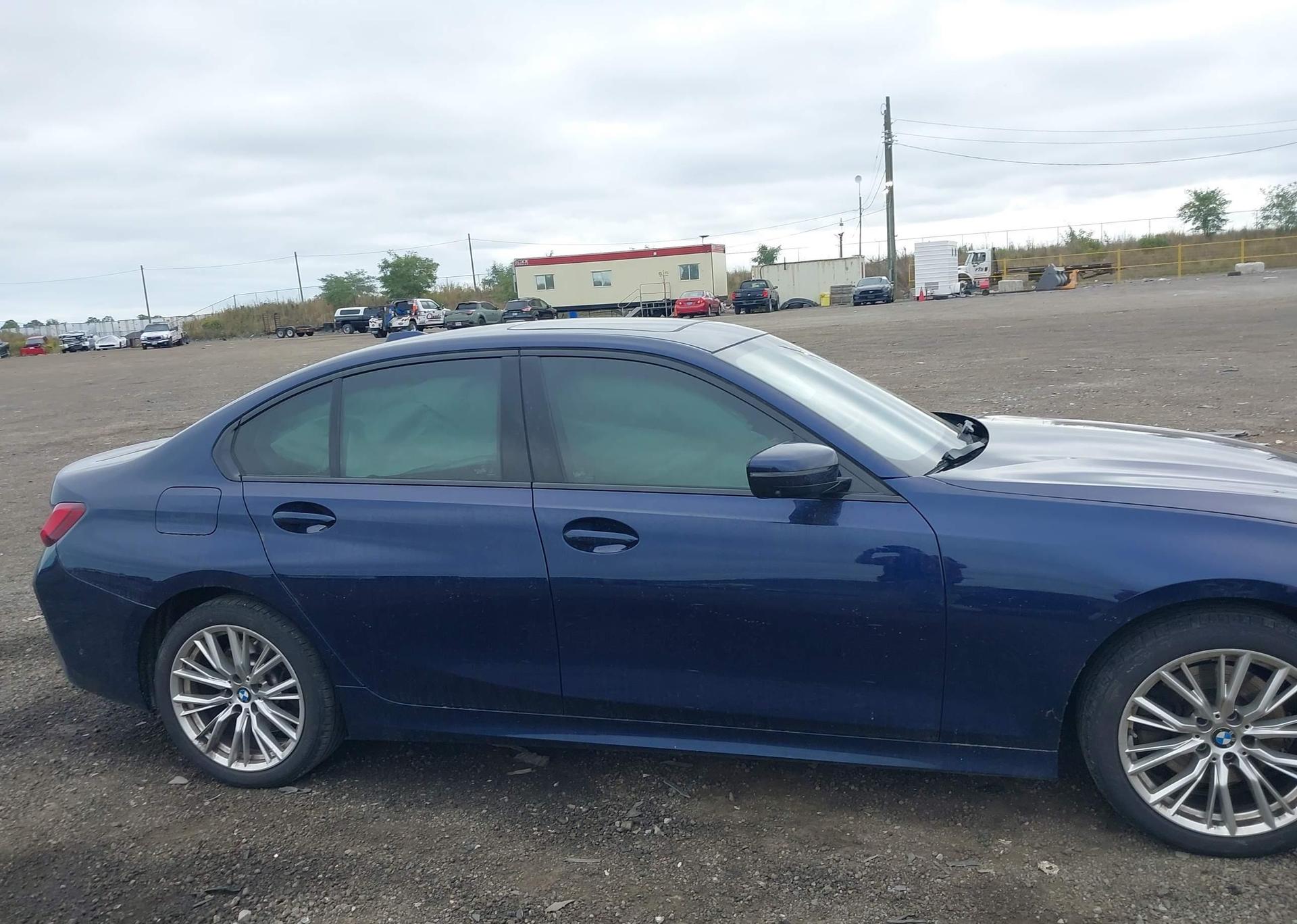 2023 BMW 330XI