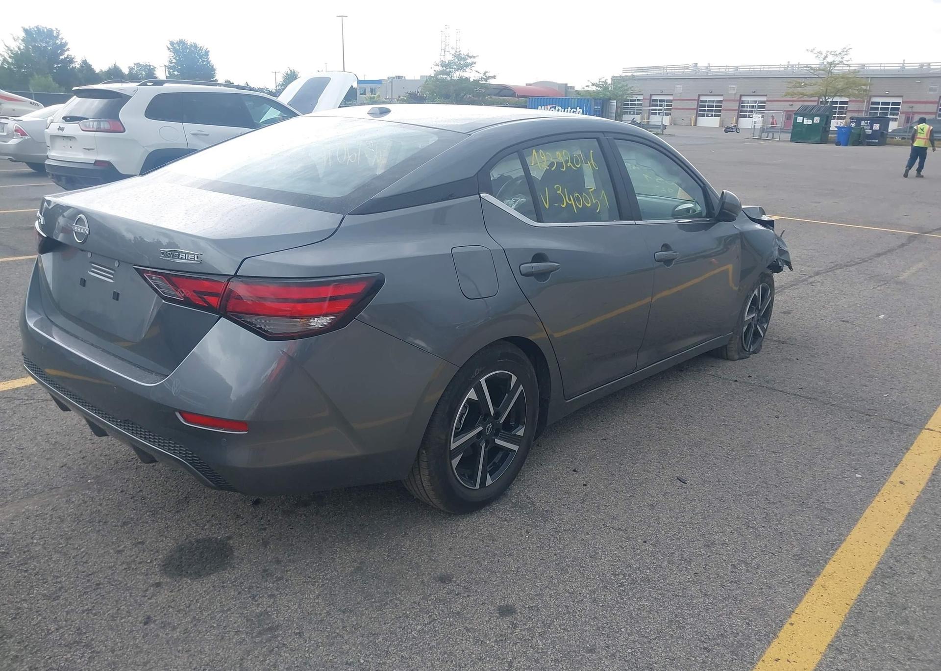 2025 NISSAN SENTRA SV