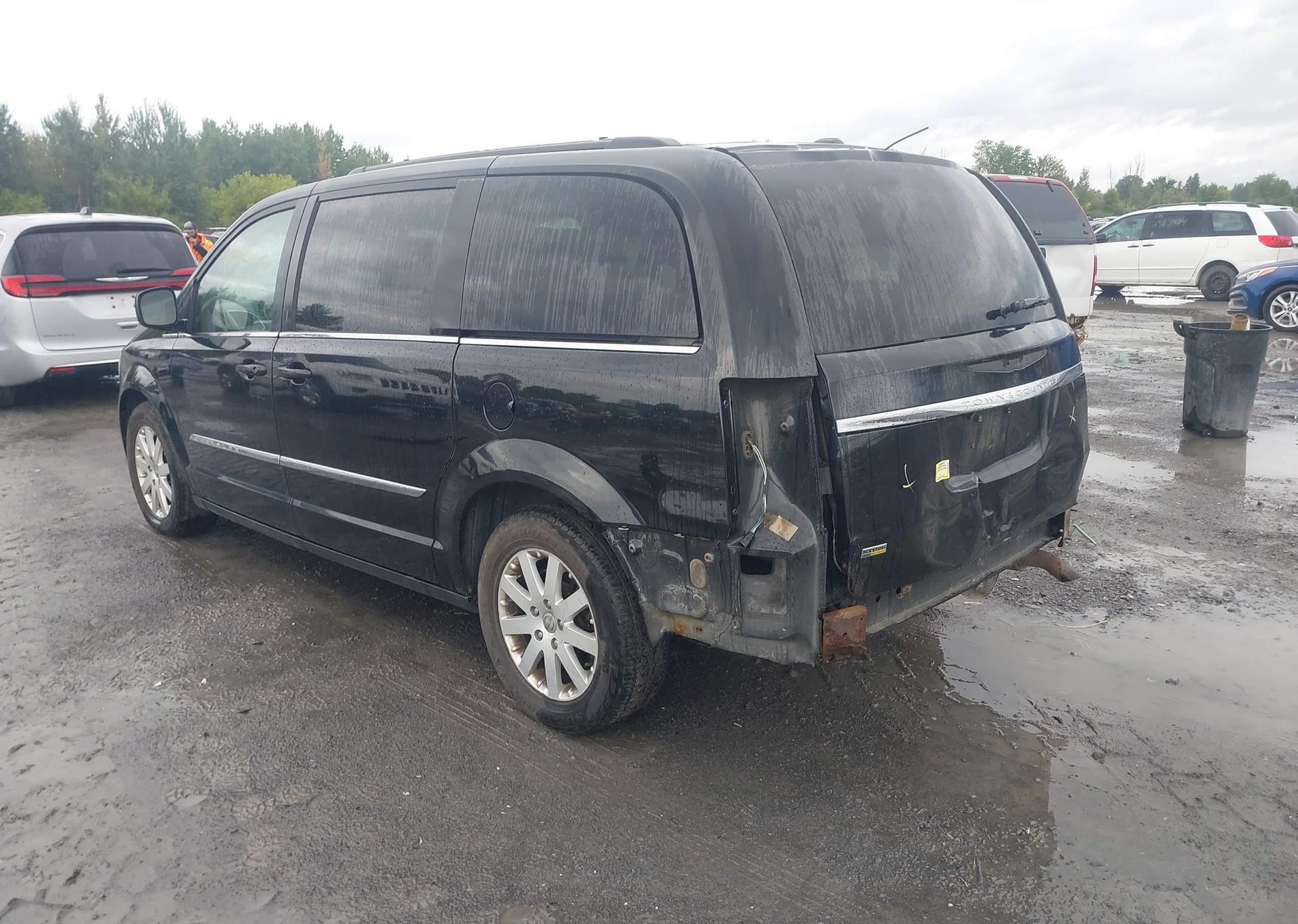 2015 CHRYSLER TOWN & COUNTRY