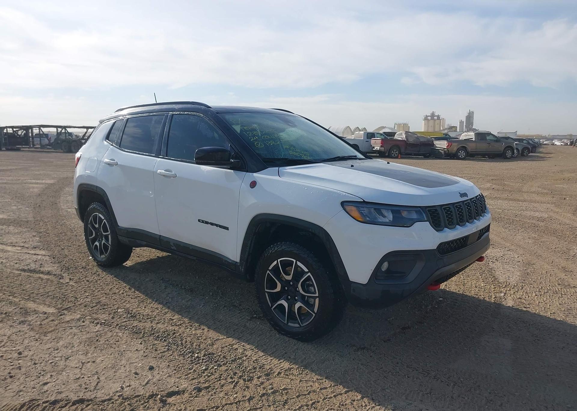 2024 JEEP COMPASS TRAILHAWK