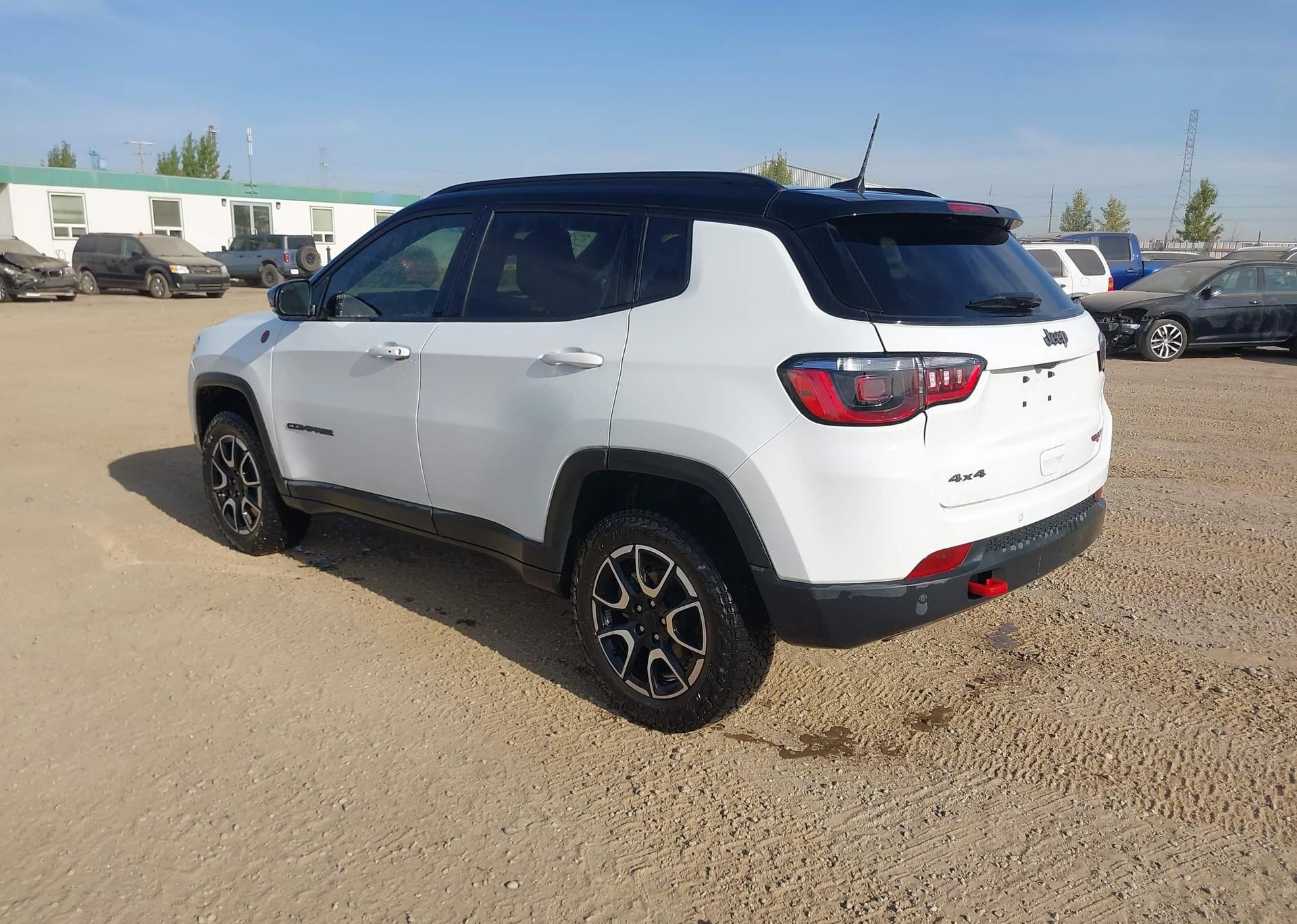2024 JEEP COMPASS TRAILHAWK
