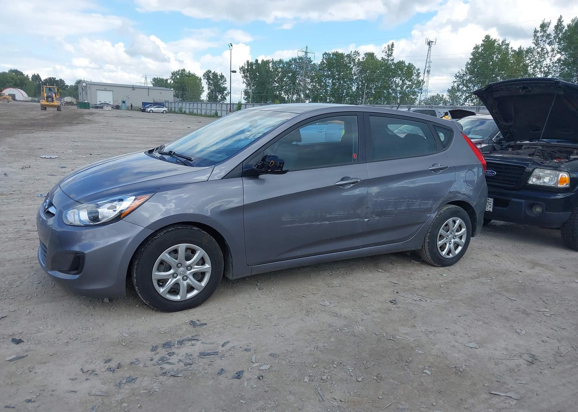 2013 HYUNDAI ACCENT GLS