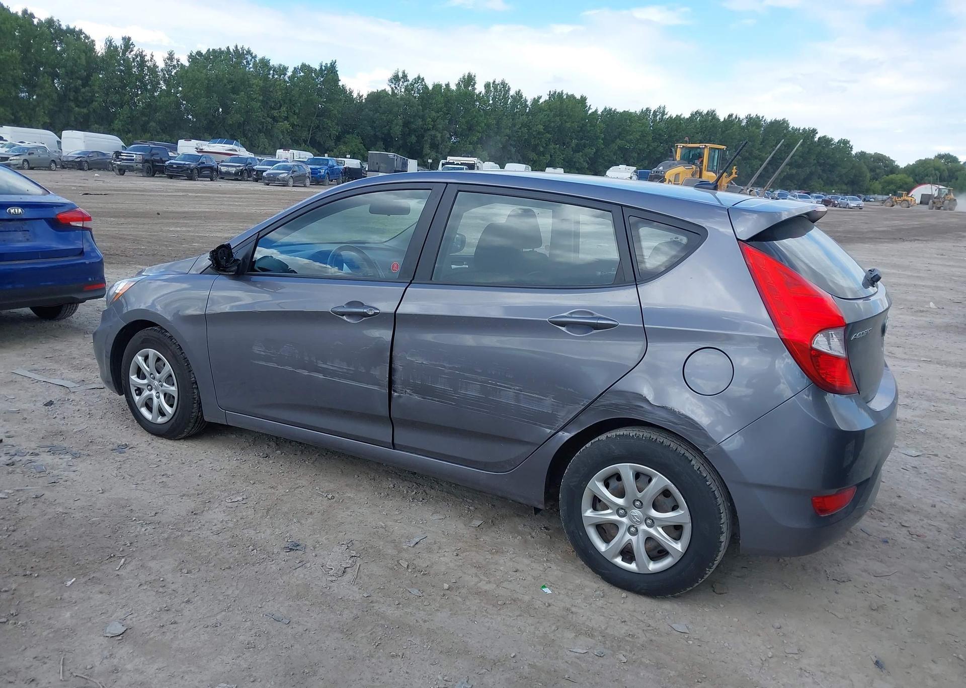 2013 HYUNDAI ACCENT GLS