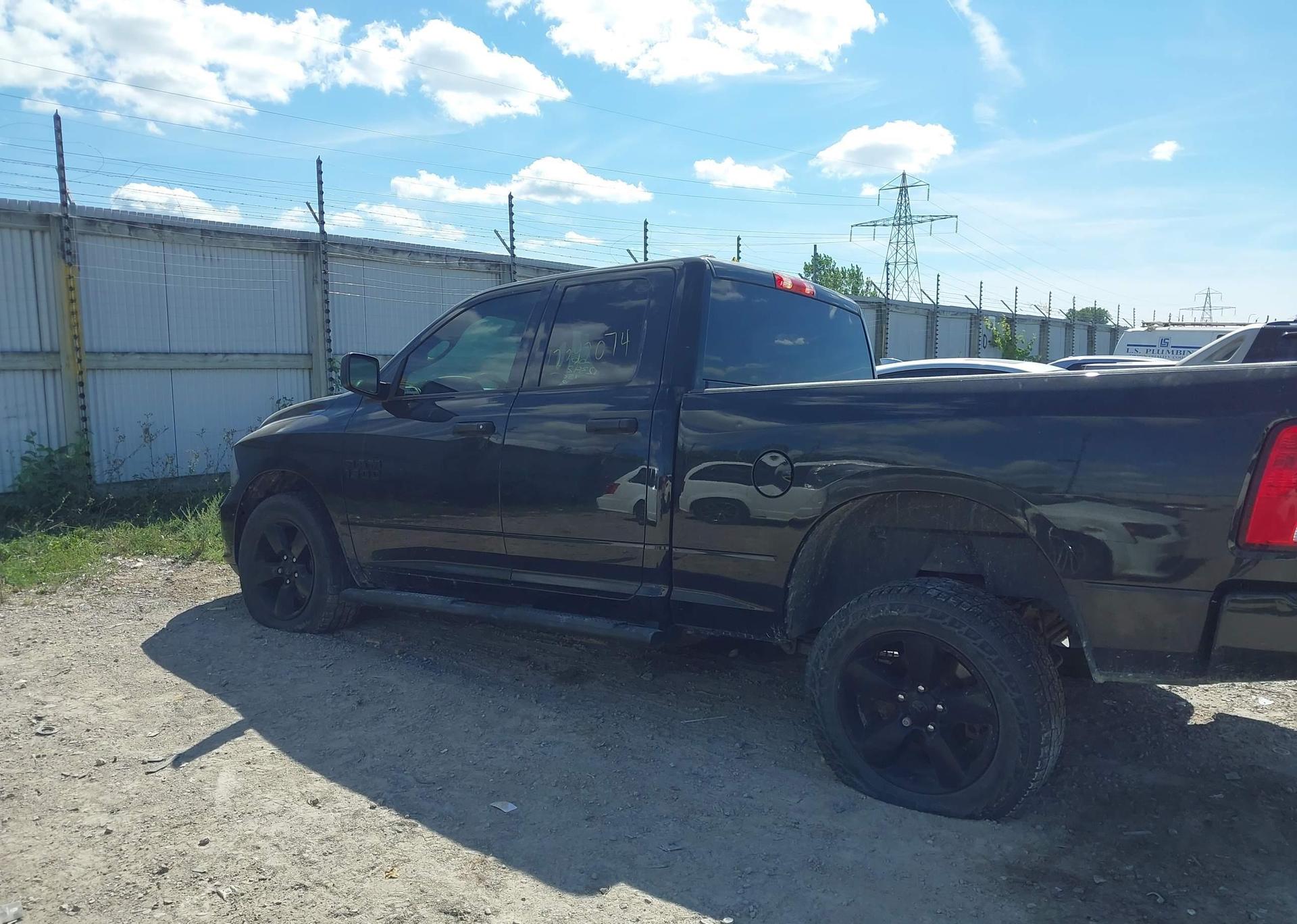2018 RAM 1500 ST
