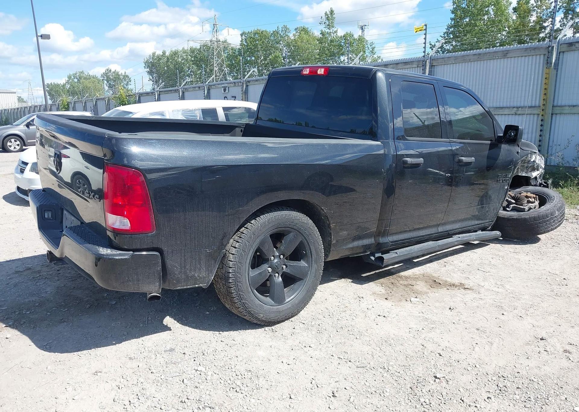 2018 RAM 1500 ST