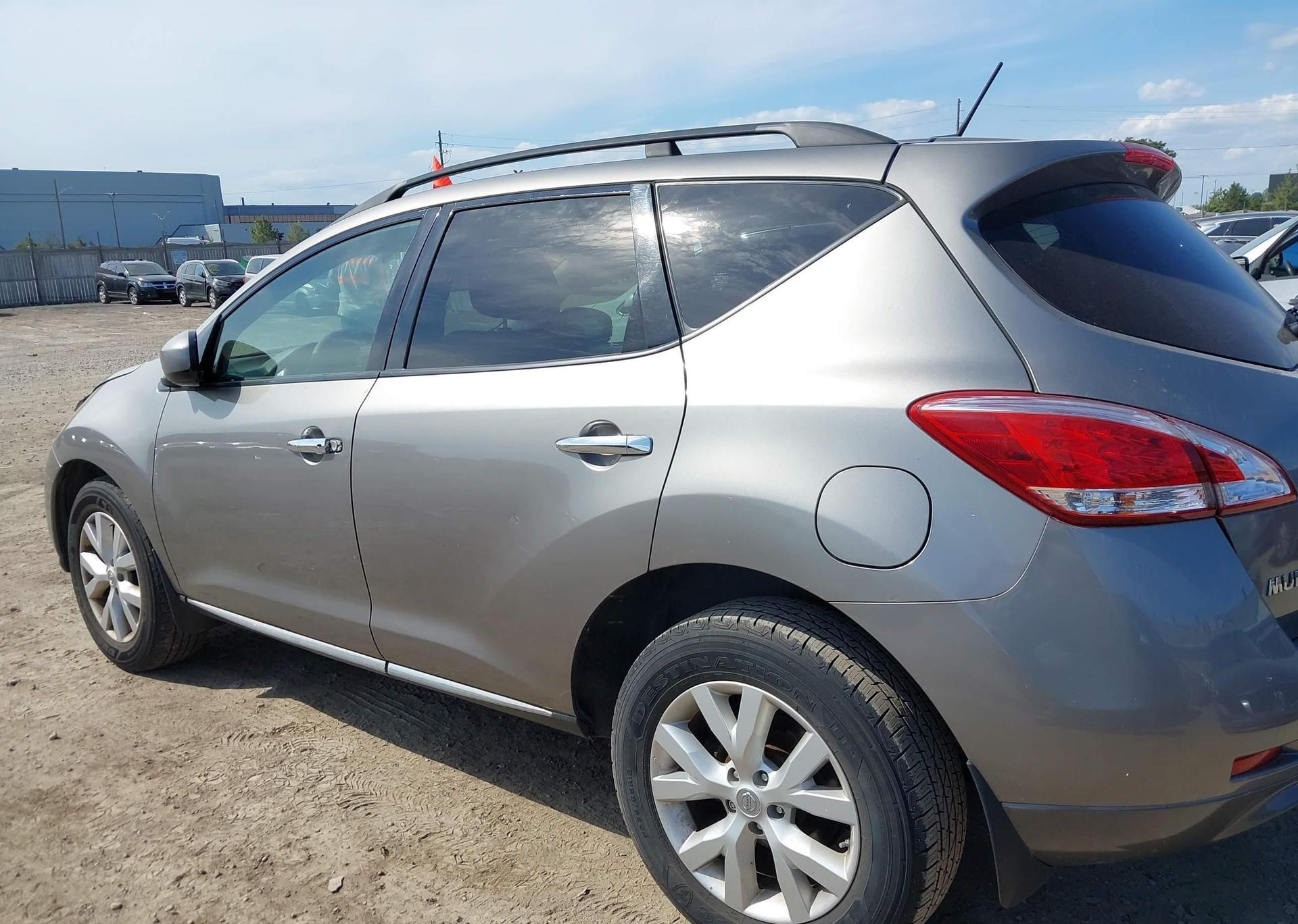 2011 NISSAN MURANO
