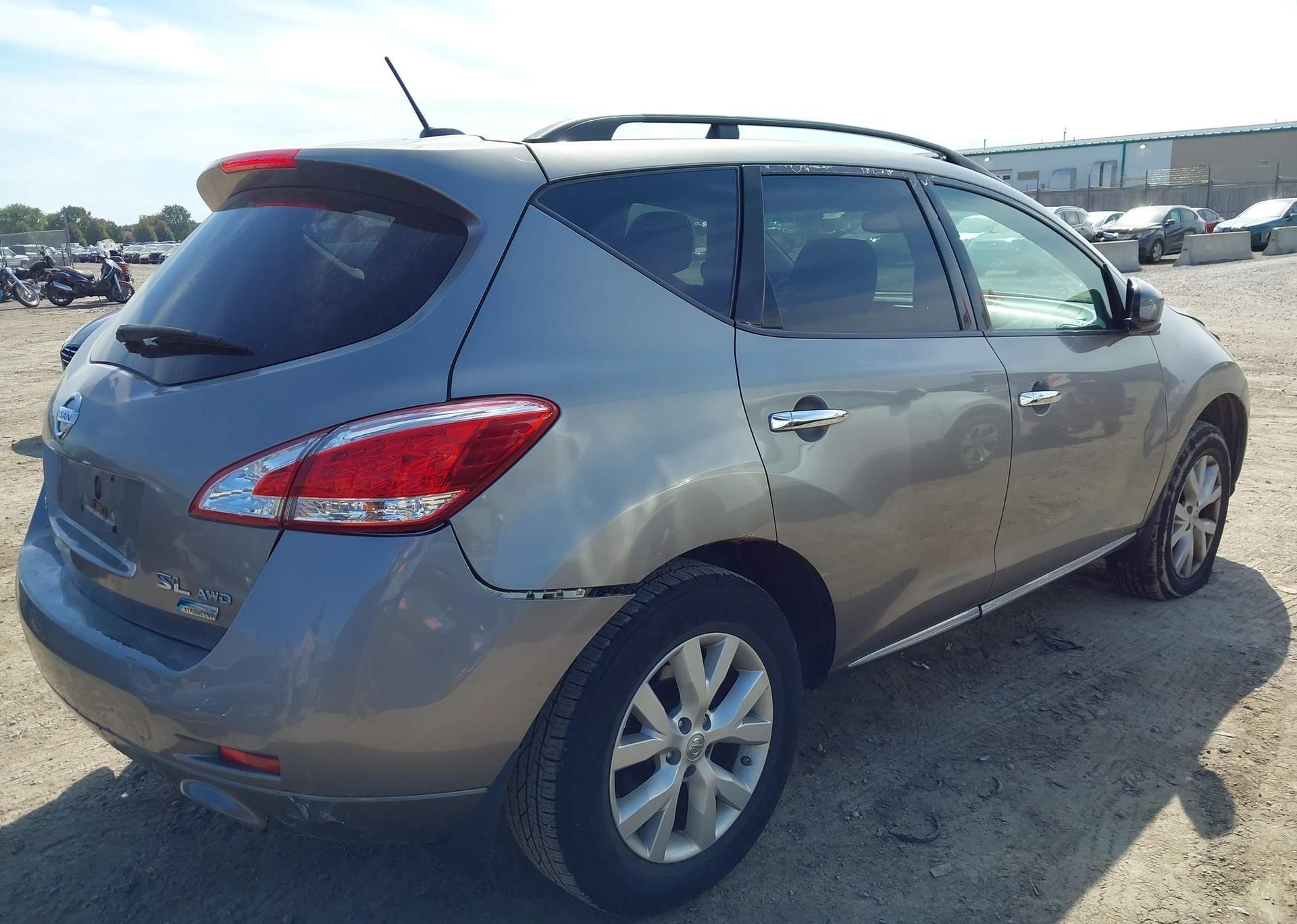 2011 NISSAN MURANO