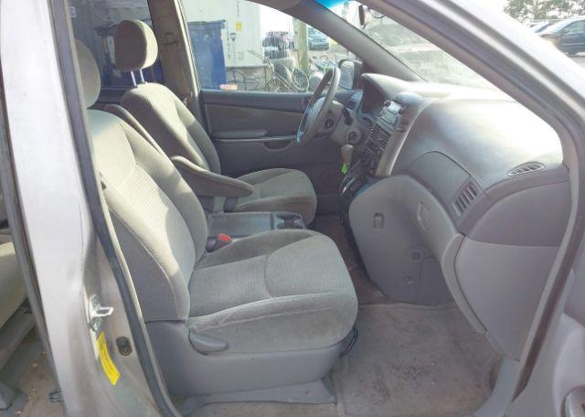2006 TOYOTA SIENNA CE 7 PASSENGER