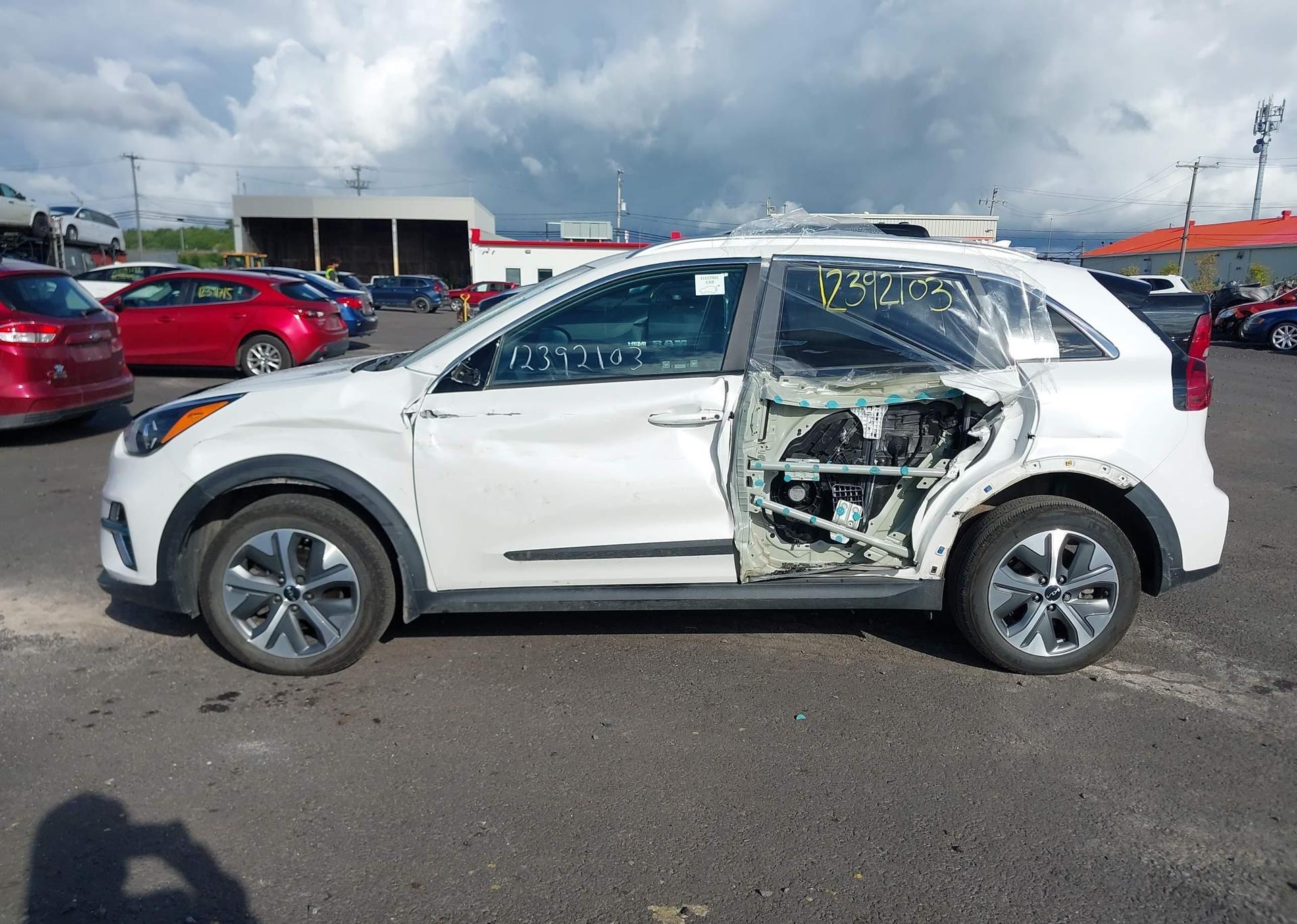 2022 KIA NIRO EV EX