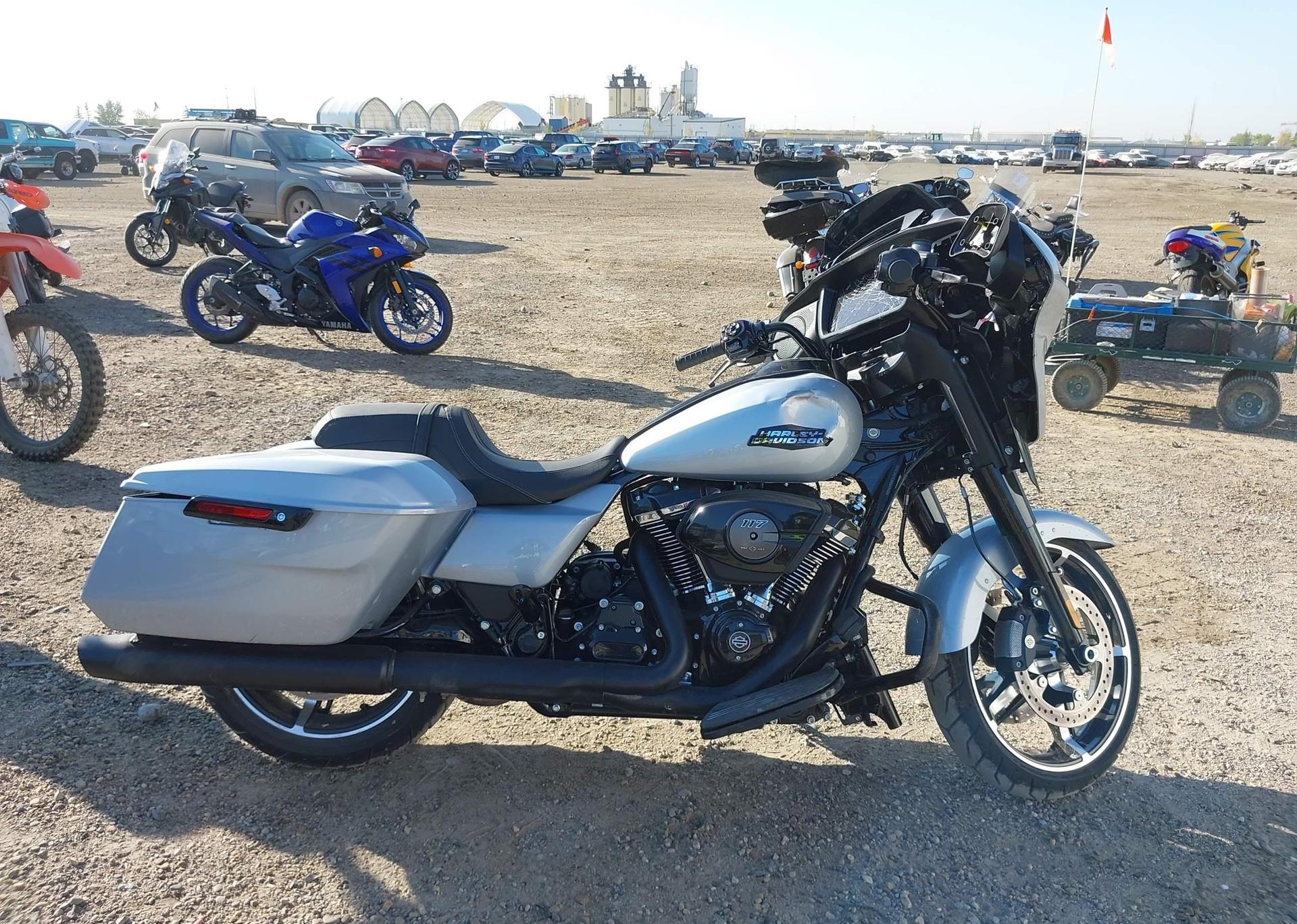 2024 HARLEY-DAVIDSON FLHX