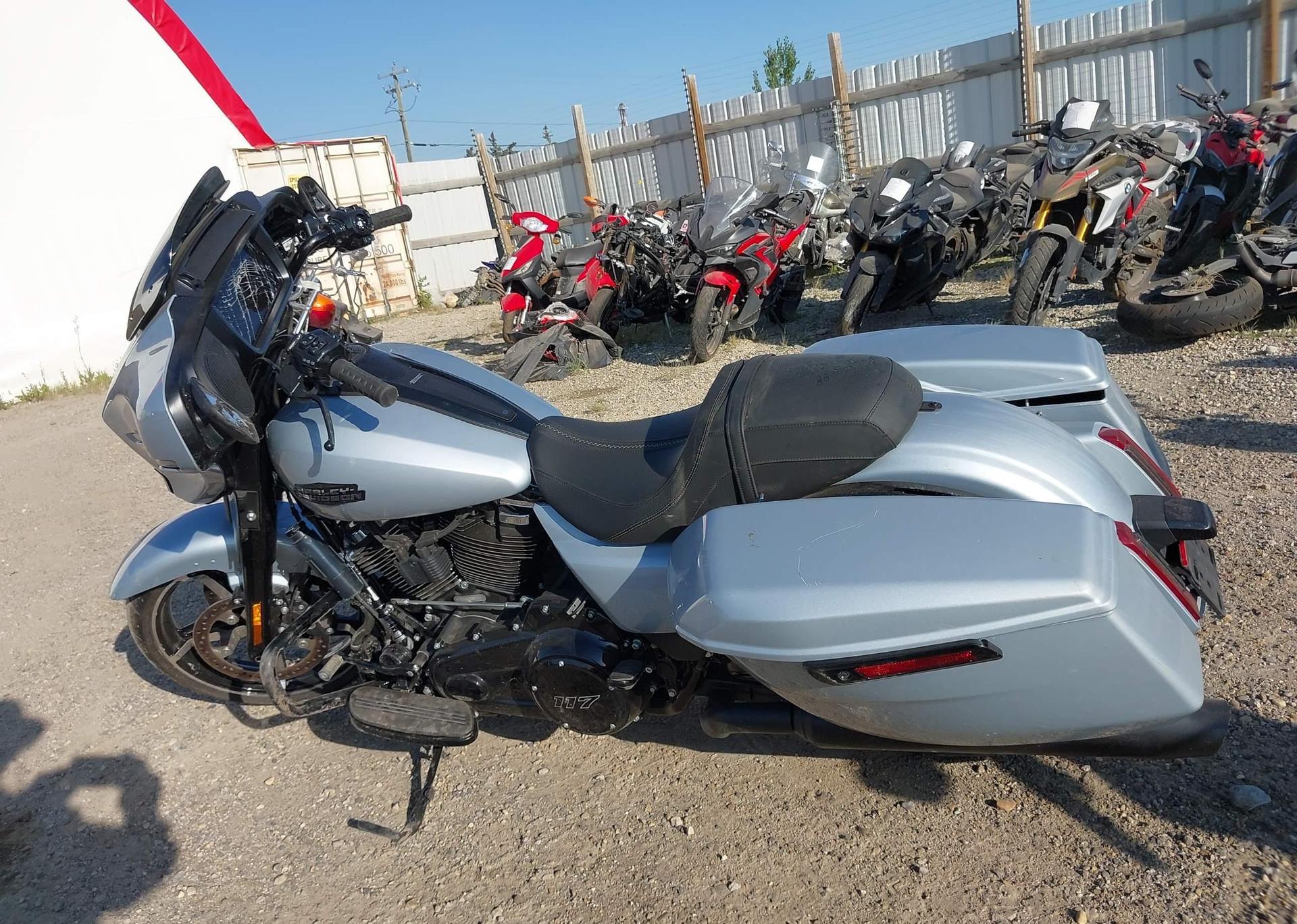 2024 HARLEY-DAVIDSON FLHX