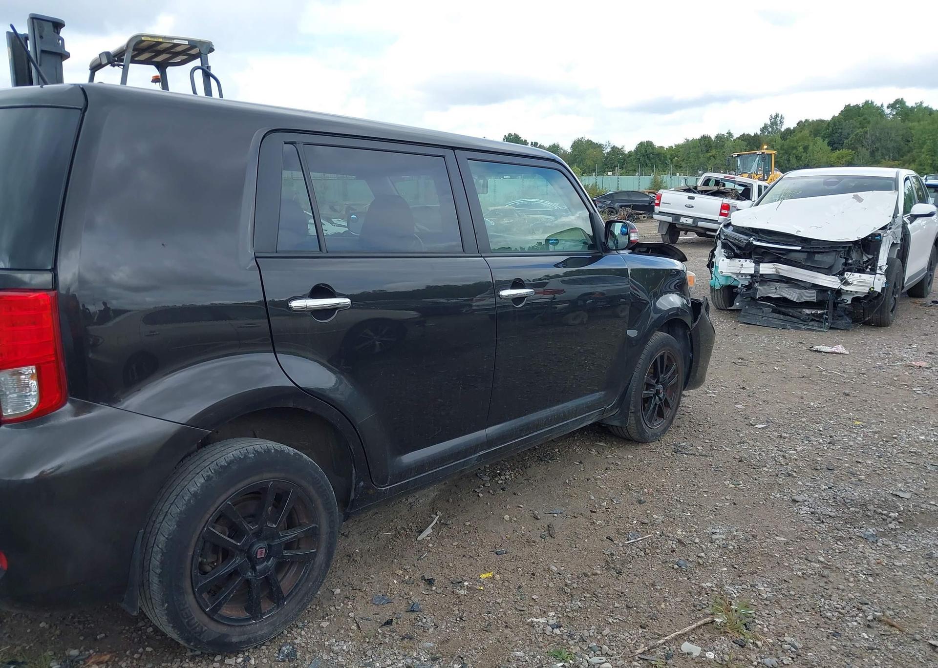 2015 SCION XB