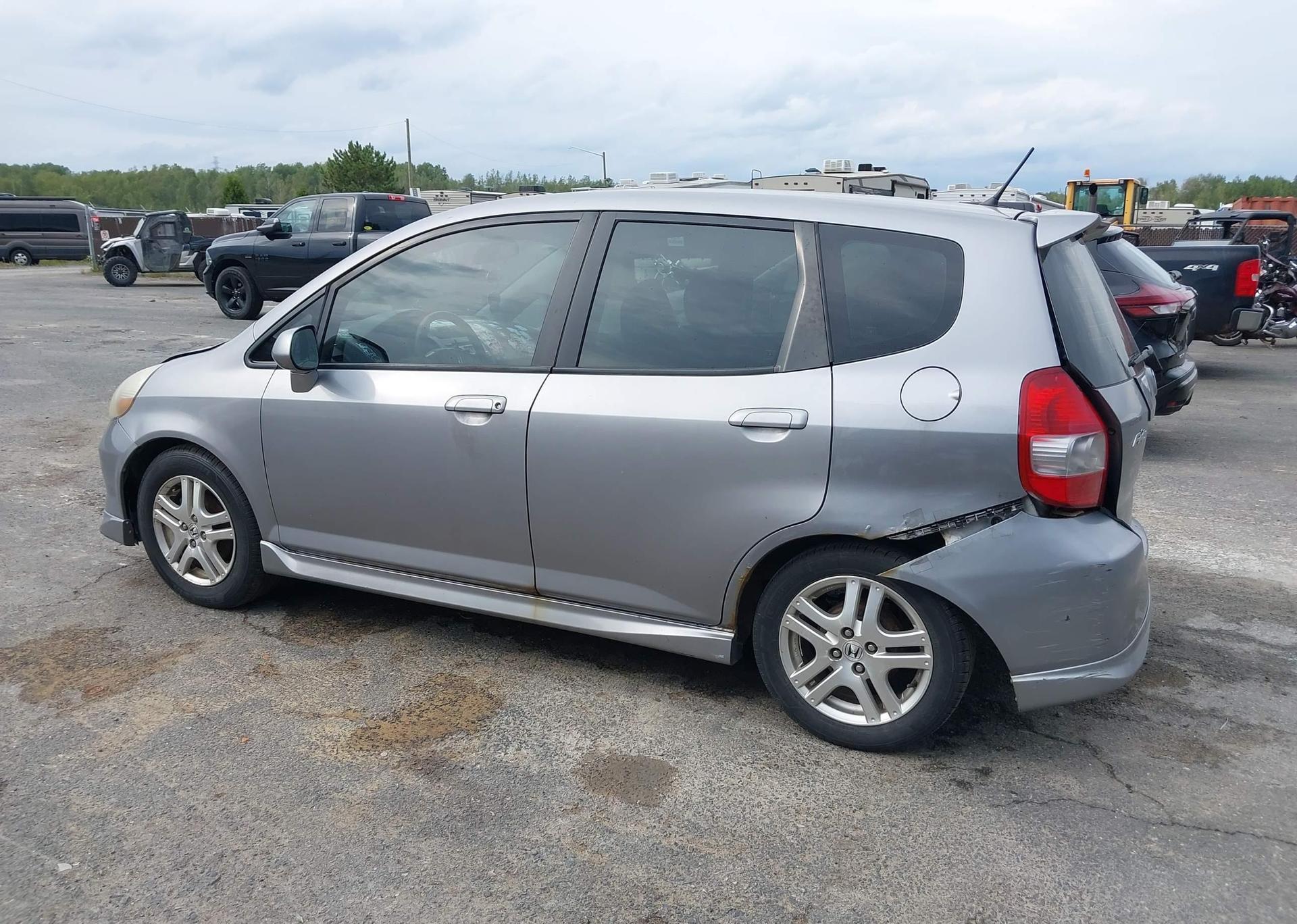 2007 HONDA FIT