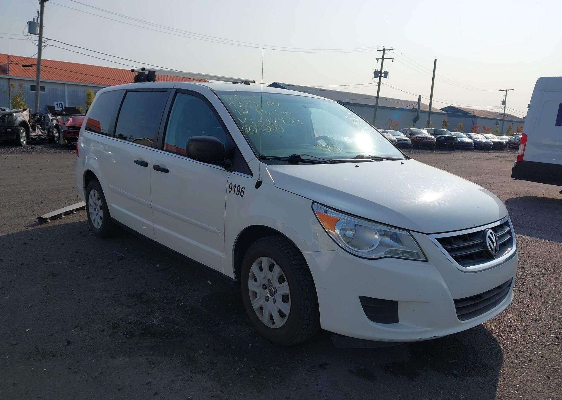 2012 VOLKSWAGEN ROUTAN
