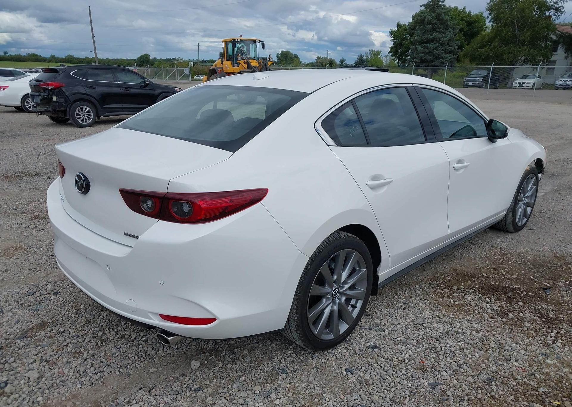 2025 MAZDA 3 GT