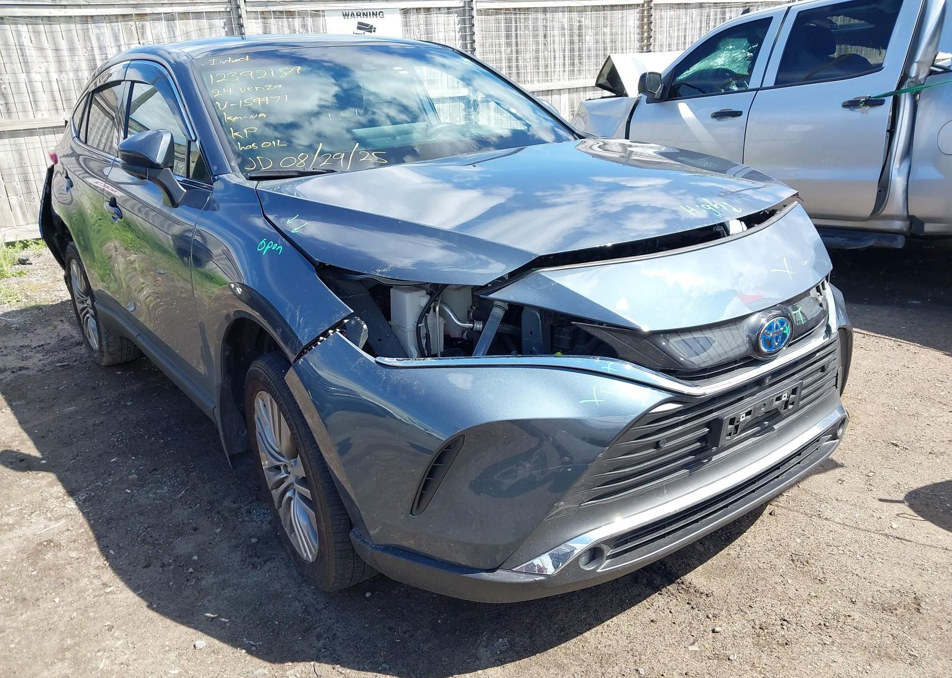 2024 TOYOTA VENZA