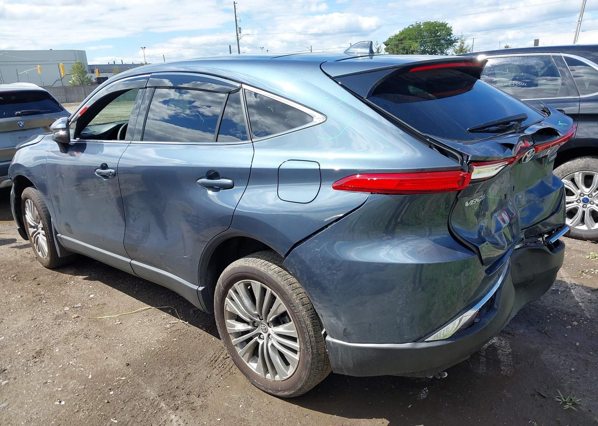 2024 TOYOTA VENZA