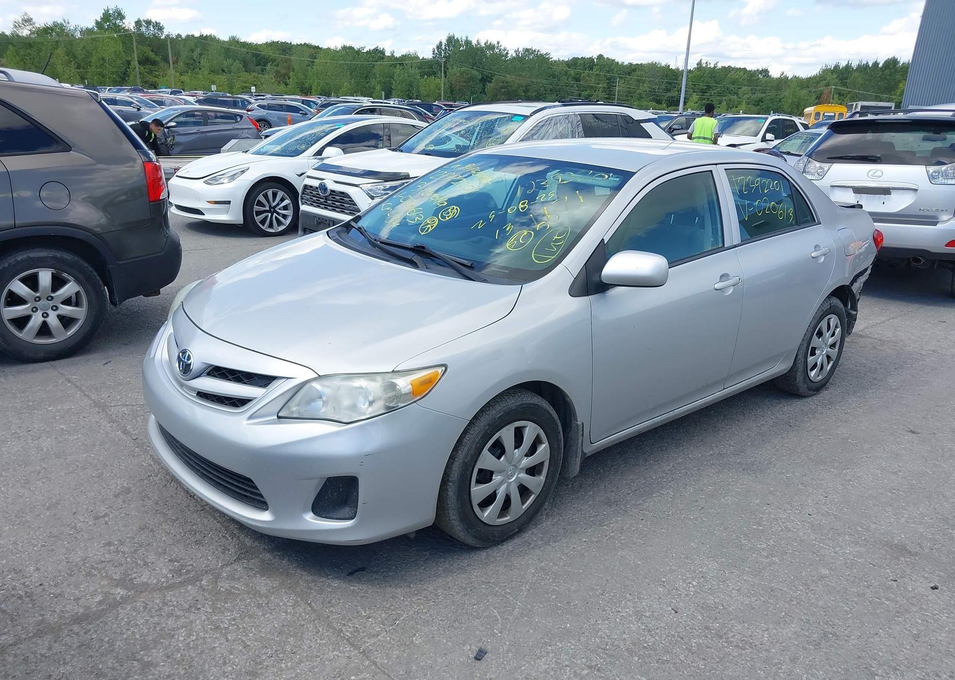 2013 TOYOTA COROLLA S