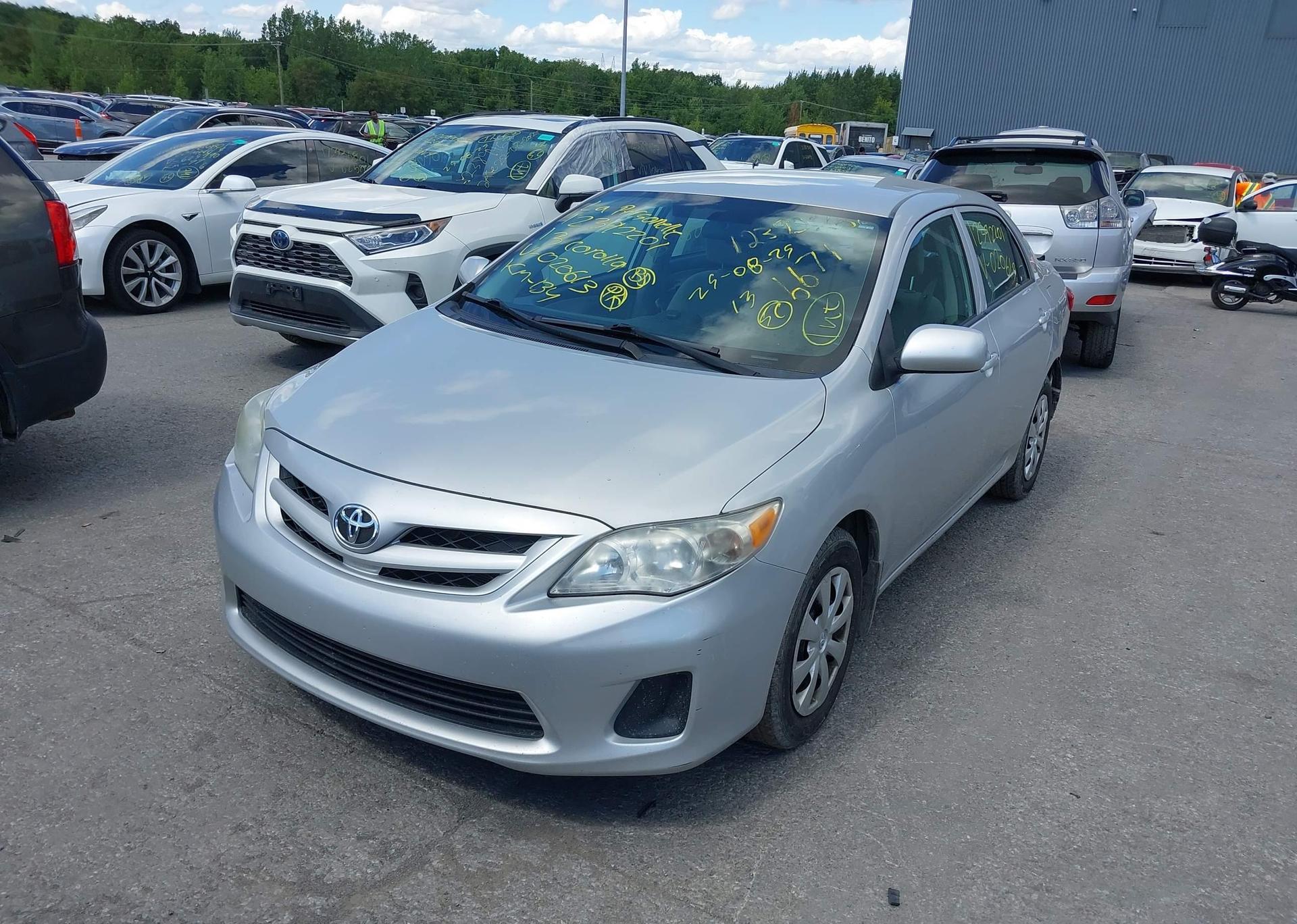 2013 TOYOTA COROLLA S