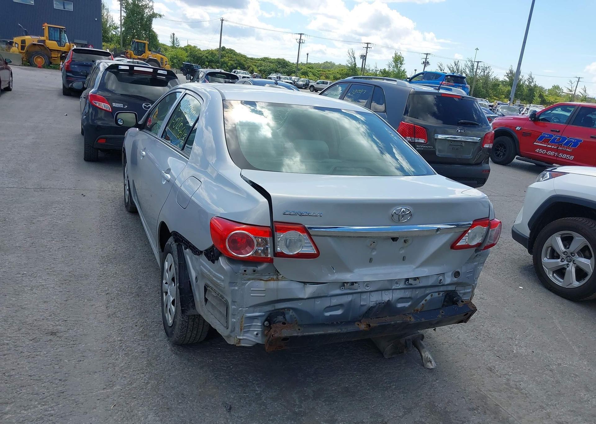2013 TOYOTA COROLLA S