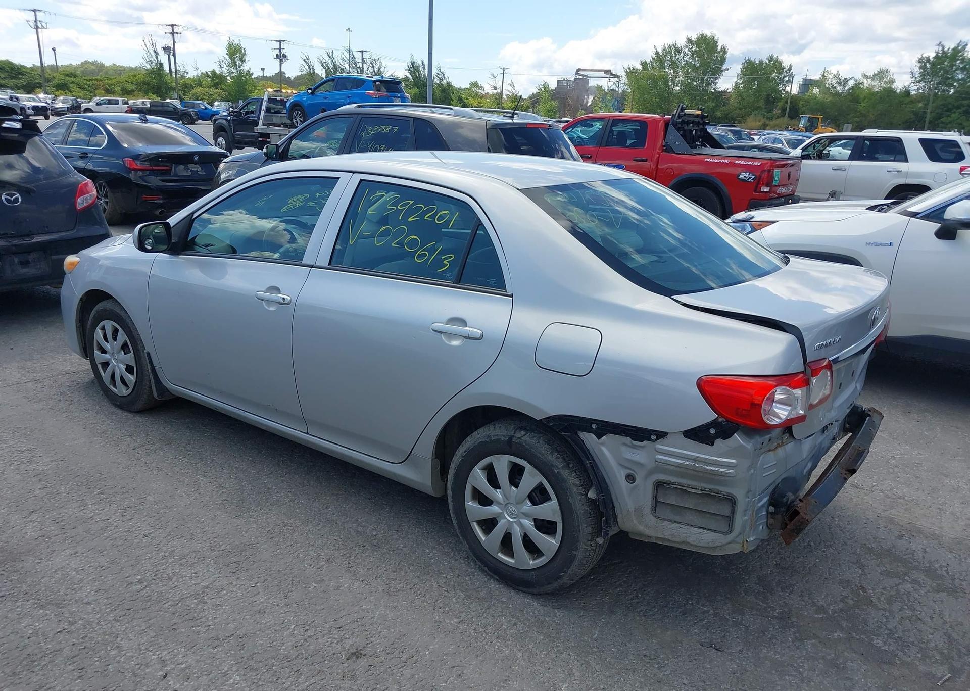 2013 TOYOTA COROLLA S