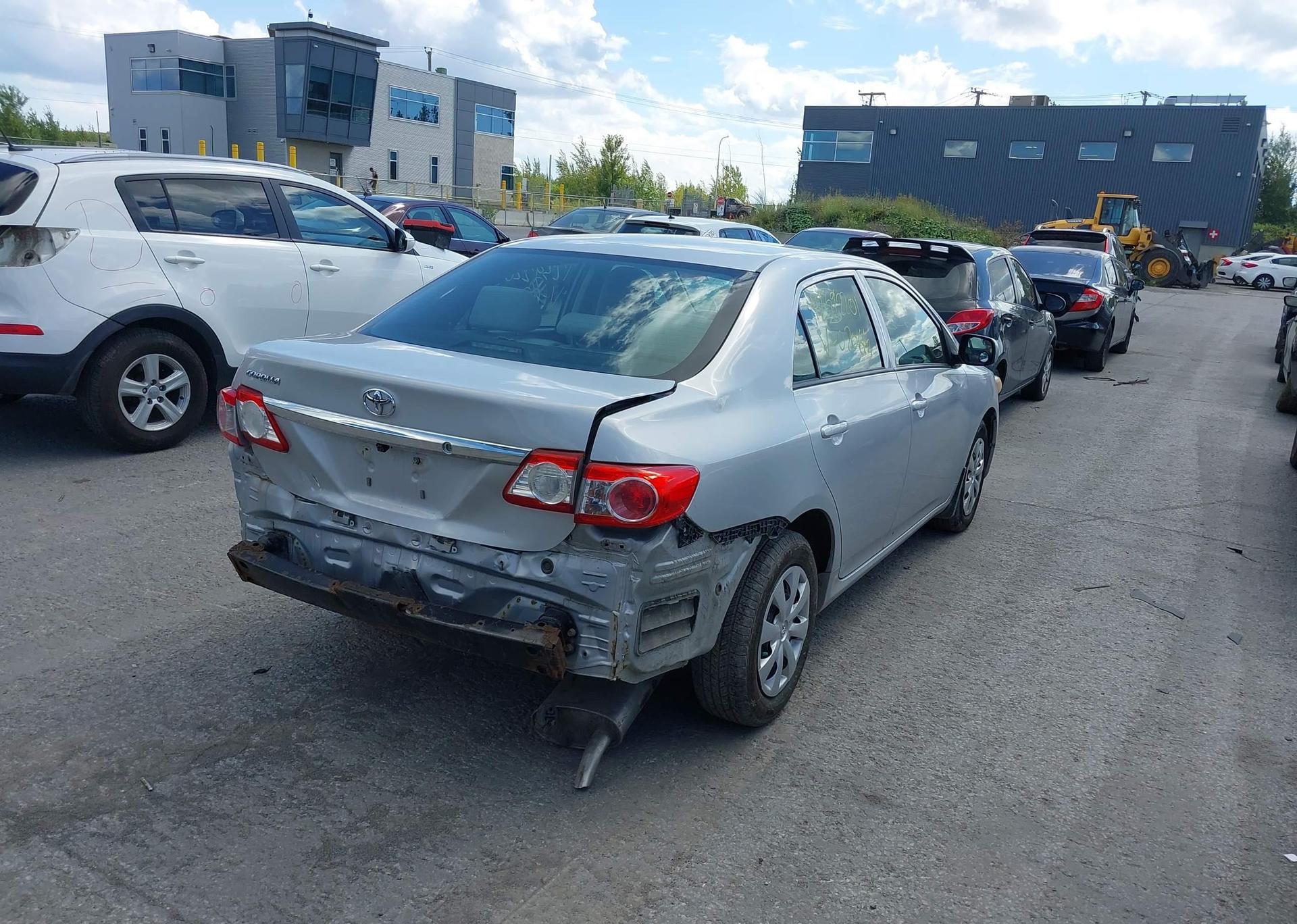 2013 TOYOTA COROLLA S