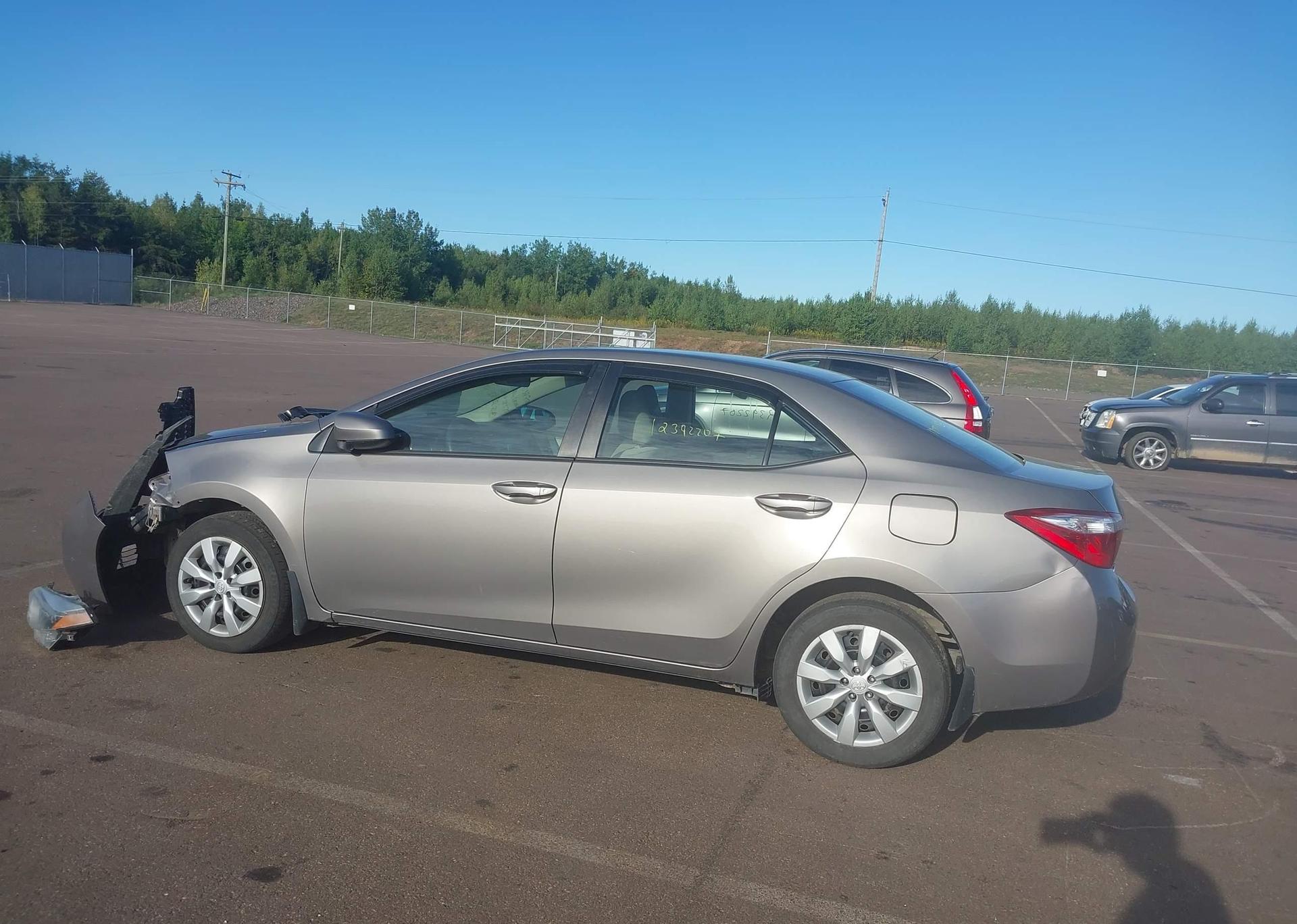 2014 TOYOTA COROLLA LE