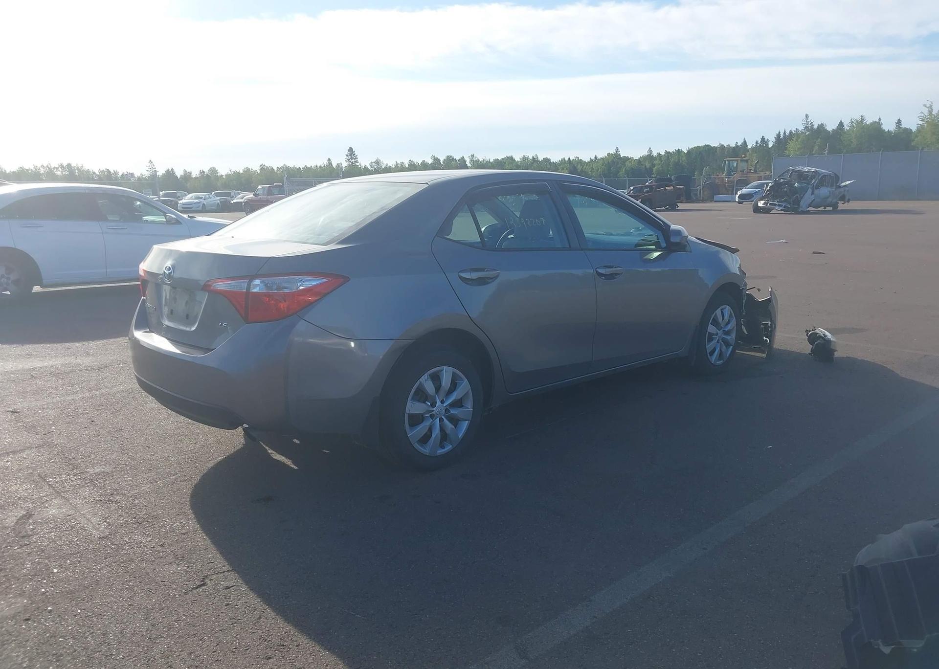 2014 TOYOTA COROLLA LE