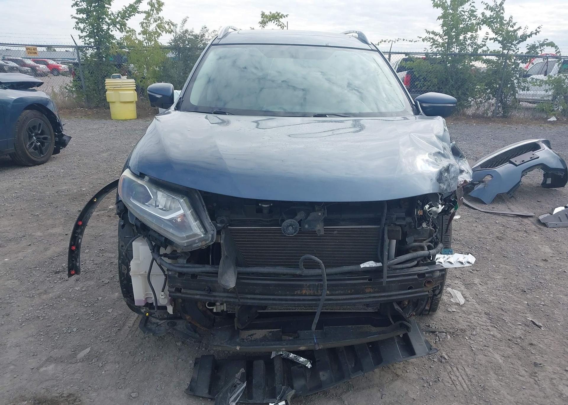 2014 NISSAN ROGUE