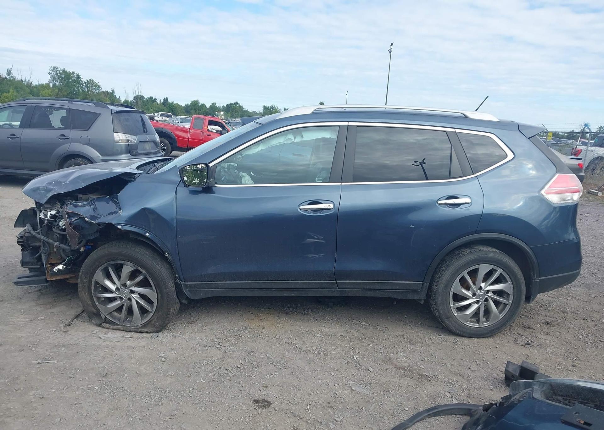 2014 NISSAN ROGUE
