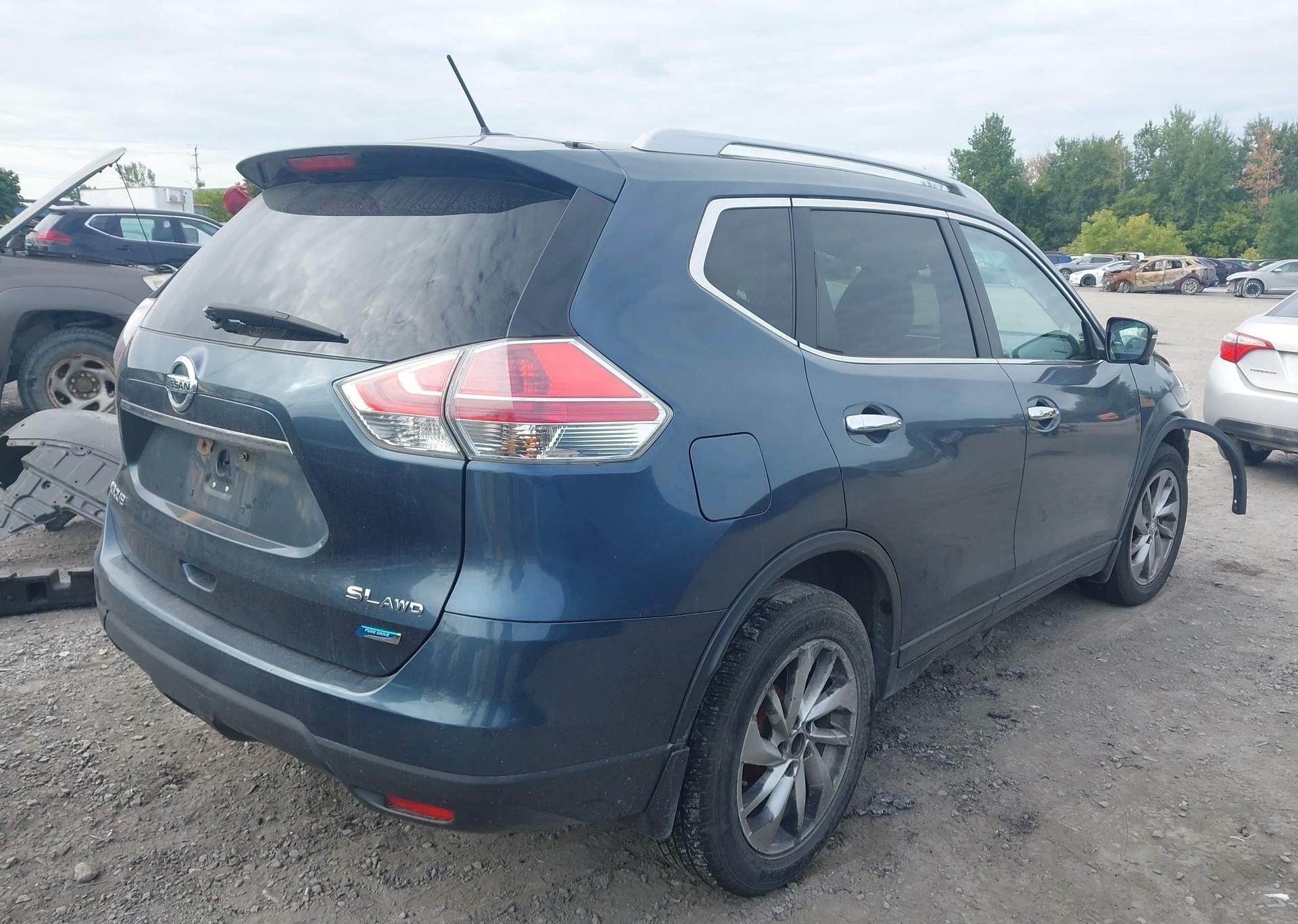 2014 NISSAN ROGUE