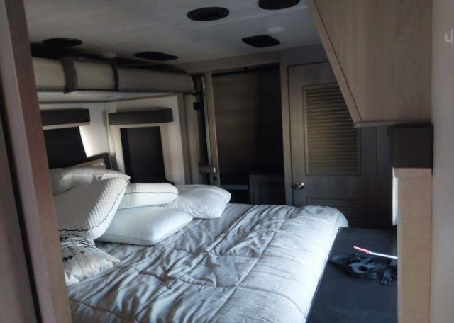 2021 KEYSTONE 5TH WHEEL