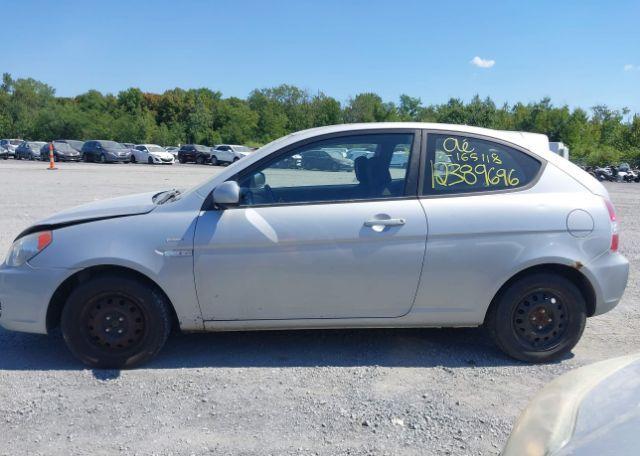 2010 HYUNDAI ACCENT GL