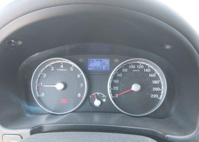 2010 HYUNDAI ACCENT GL