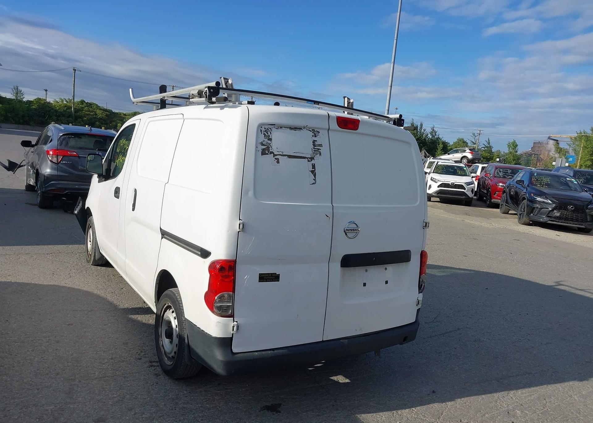 2017 NISSAN NV200 S