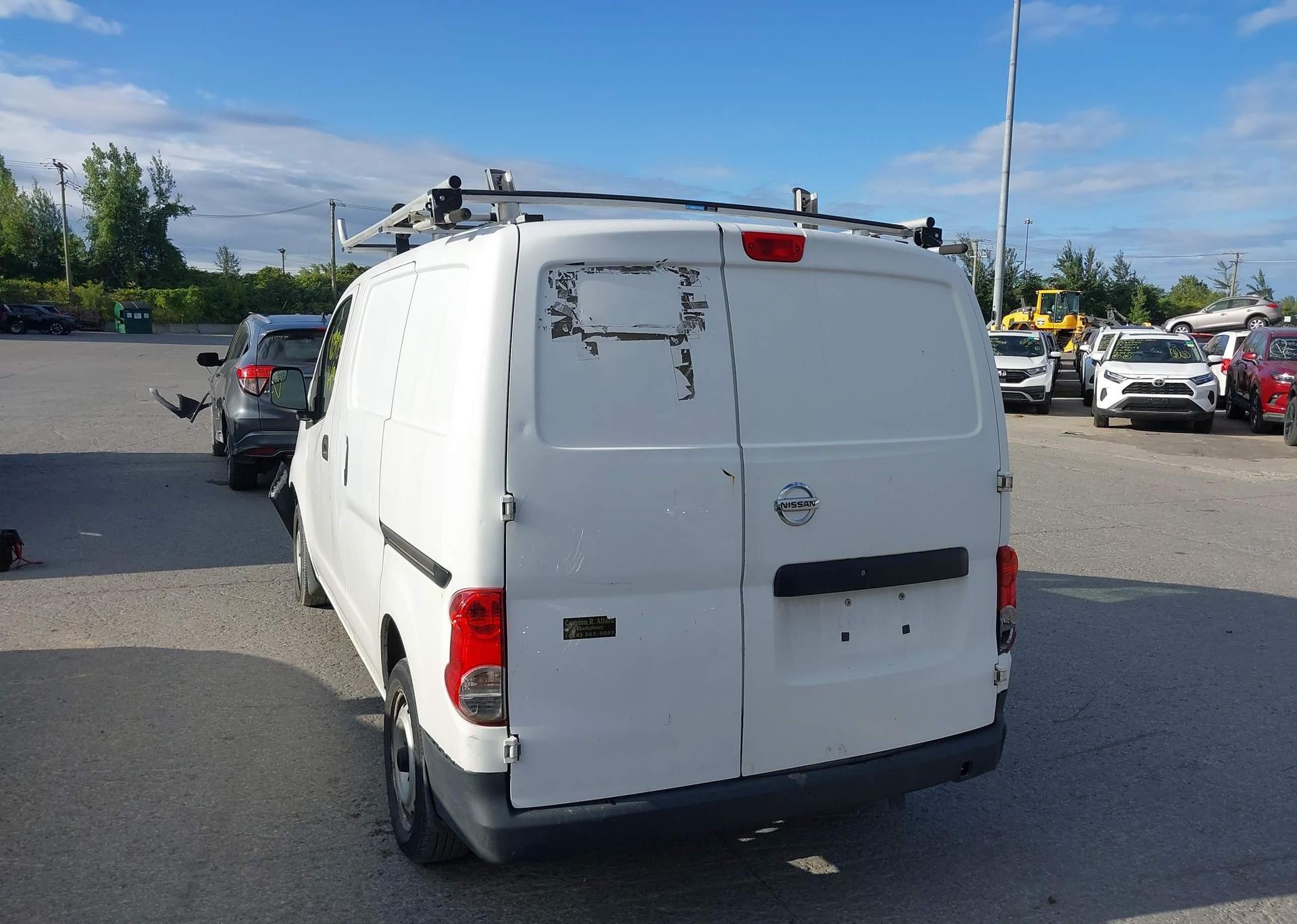 2017 NISSAN NV200 S
