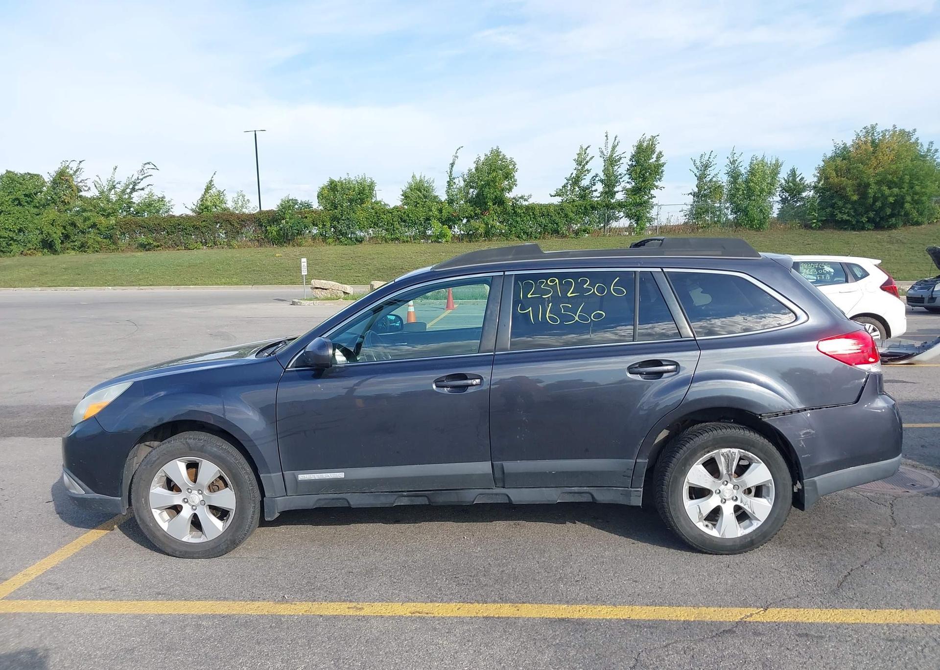2011 SUBARU LEGACY OUTBACK