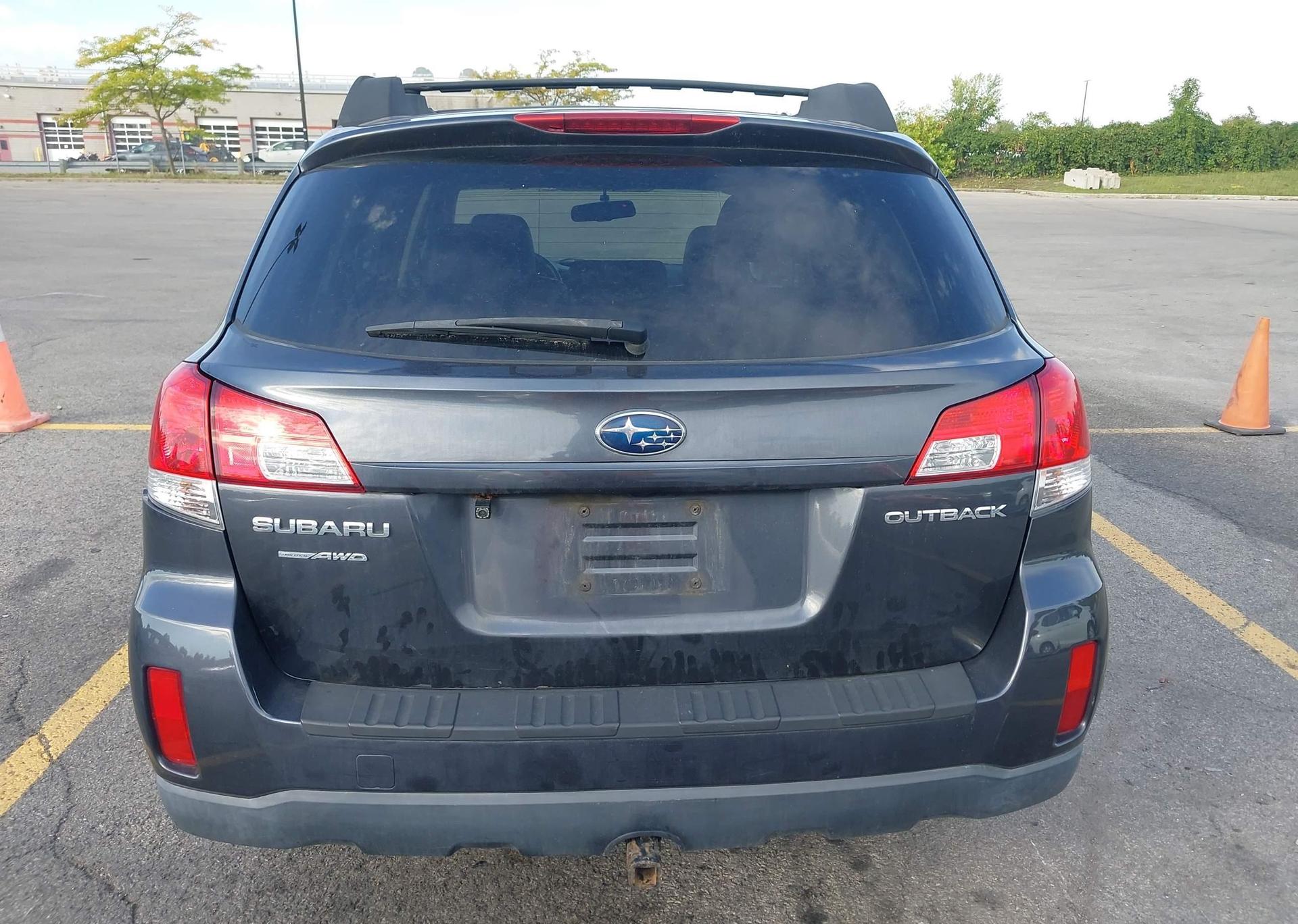 2011 SUBARU LEGACY OUTBACK