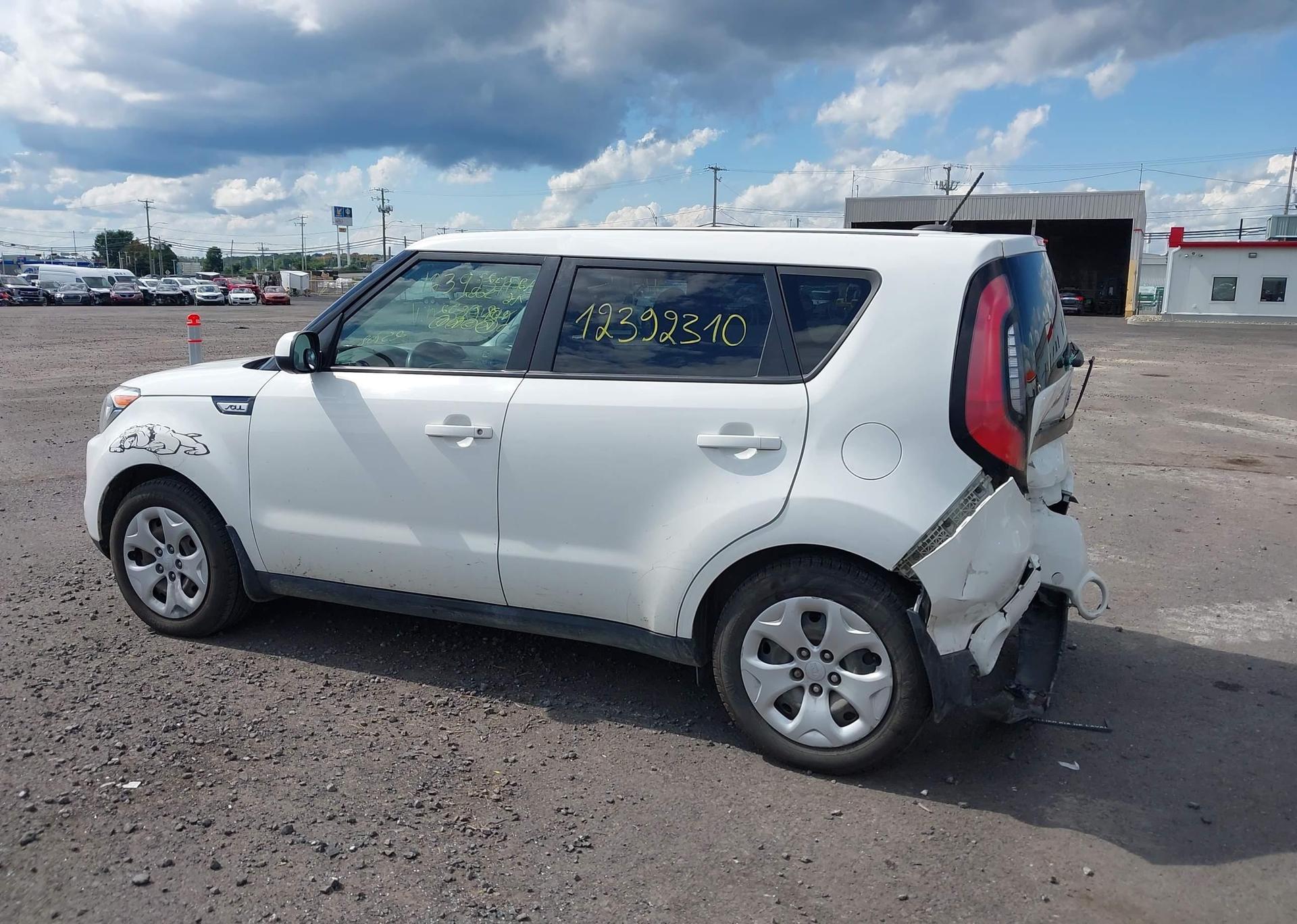 2016 KIA SOUL